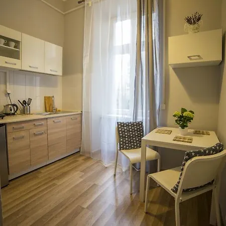 Al Fresco Hostel Krakkó