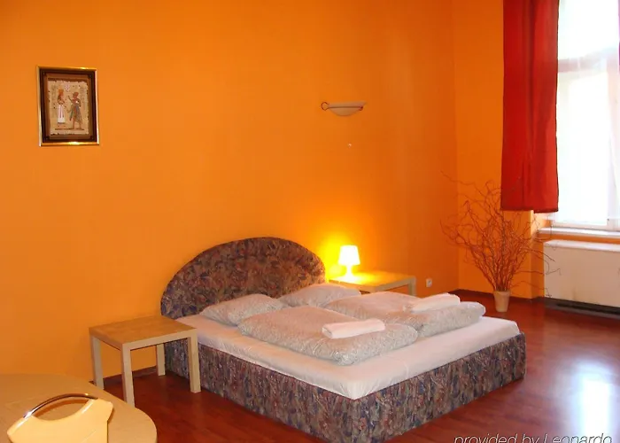 Al Fresco אכסניה