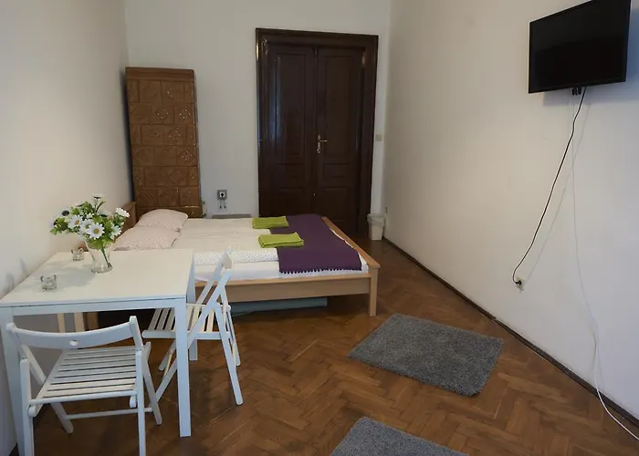 Al Fresco بيت شباب كراكوفيا