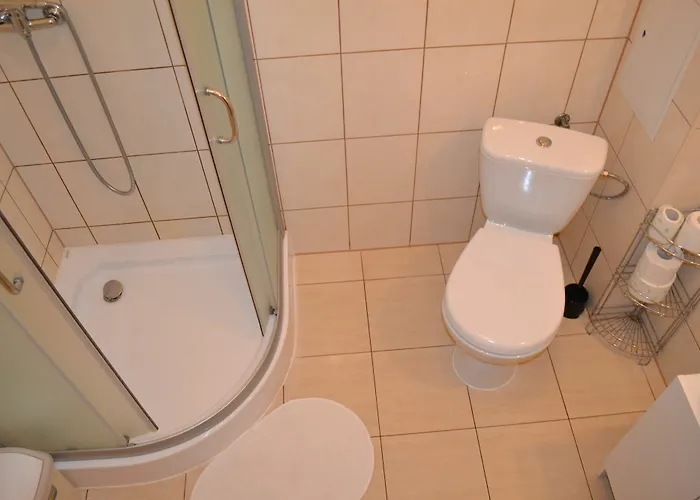 Al Fresco بيت شباب *